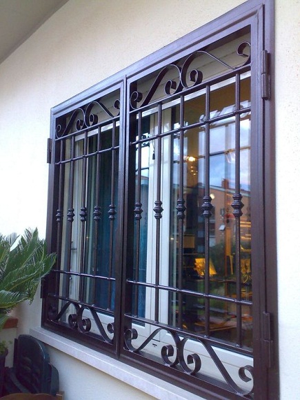Iron Window Design