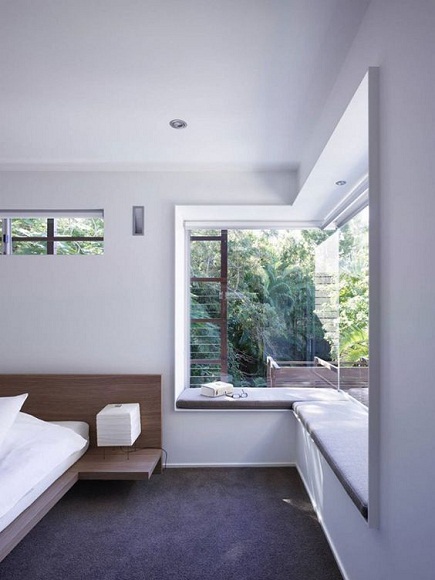 L-Shaped Window Design