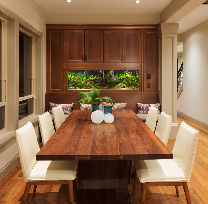 Simple And Neat Dining Room Design