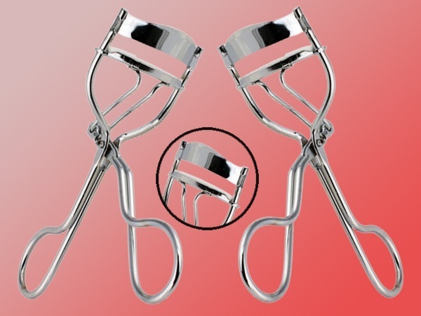 Vega Eyelash Curler