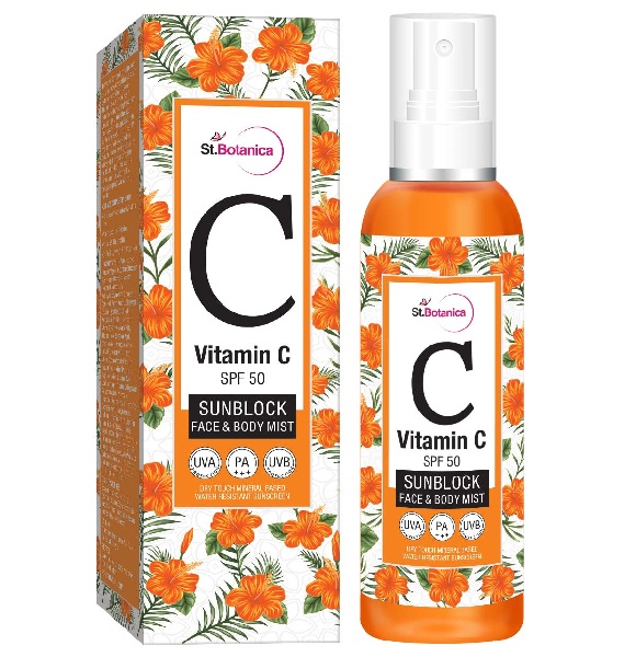 St.Botanica Vitamin C SPF 50 Sunscreen Spray
