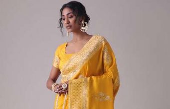 10 Stunning Models of Khadi Sarees for Women with Traditional Look