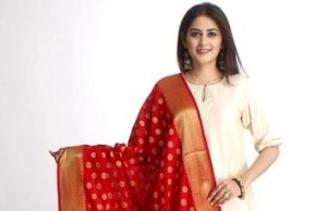 Plain Salwar Suits – These 10 Modern Designs Are Trending Now