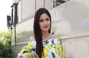 22 Sizzling Photos of Katrina Kaif in Bikini and Saree