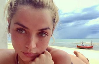 18 Pictures of Ana de Armas Hot Clothing Choices 2025