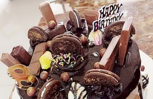 20 Modern Chocolate Cake Designs With Photos 2026