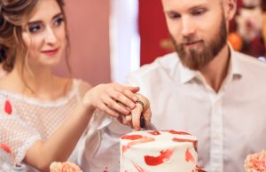 20 Romantic Mini Birthday Cake Designs for Boyfriend
