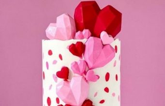 20 Lovable Cake Designs for Valentine’s Day 2025